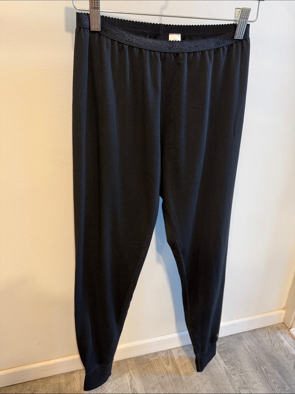 REI Black Women's Stretch Lounge Leggings